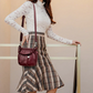 👜✨ Bolso de Hombro de Cuero Suave con Forma de Cubo – Sencillo, Elegante y Perfecto para el Día a Día 💖🌟