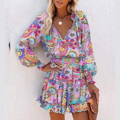 👗✨ Vestido Corto Elegante con Estampado – Cuello en V y Cintura Ajustada para un Look Sofisticado y Chic 🌸💖