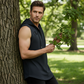 ⏰🔥 ¡50% DE DESCUENTO POR TIEMPO LIMITADO! 🏋️‍♂️💪 Camiseta Sin Mangas con Capucha – V-Cuello y Estilo Deportivo para Hombres ✨🔥