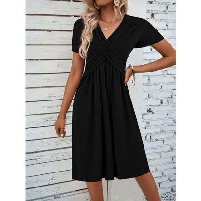 👗🔥 ¡OFERTA 50% OFF! Vestido Plisado con Cuello en V – Elegancia y Comodidad