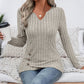 Top de punto de punto para mujer con cuello en V y dobladillo asimétrico