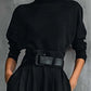 Conjunto elegante para mujer: top de cuello alto y pantalones de talle alto