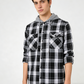 Chaqueta camisa con capucha de franela a cuadros para hombre