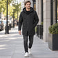 Gabardina cortavientos con capucha de longitud media para hombre