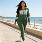 Conjunto de sudadera con capucha y pantalones ajustado informal para mujer