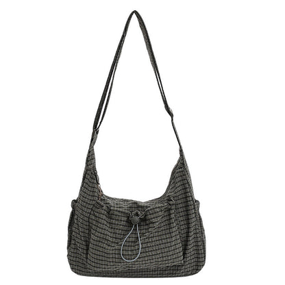 Bolso nube con estampado de cuadros, cordón y fruncido