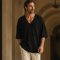🔥 ¡50% OFF POR TIEMPO LIMITADO! 👕✨ Camiseta de Punto con Cuello V para Hombre – Cómoda, Elegante y Versátil